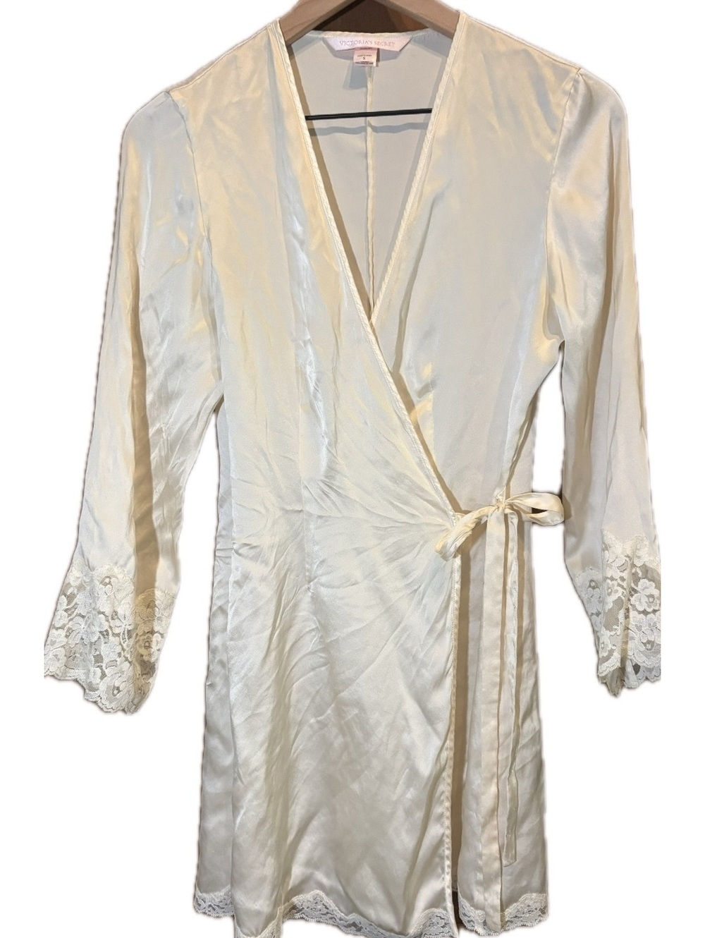 Y2K Victoria’s Secret 100% Silk Ivory Lace Trim Wrap Robe – Size S
